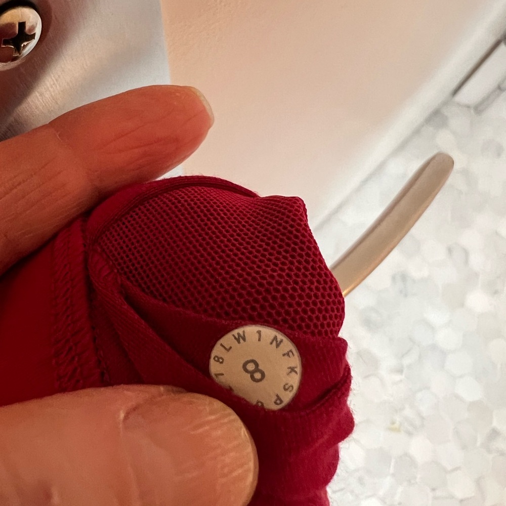 Lululemon Red Athletic Top - Picture 4 of 4